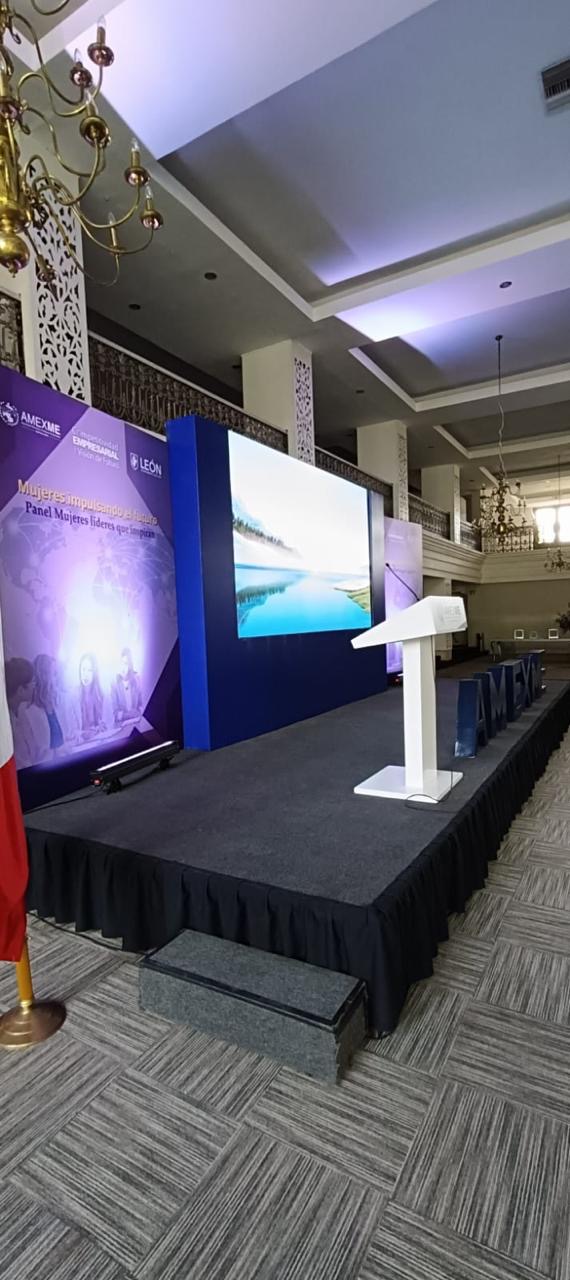 Escenario AMEXME Panel Morado