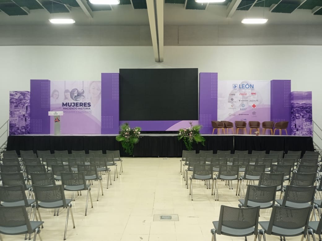 Mujeres Haciendo Historia